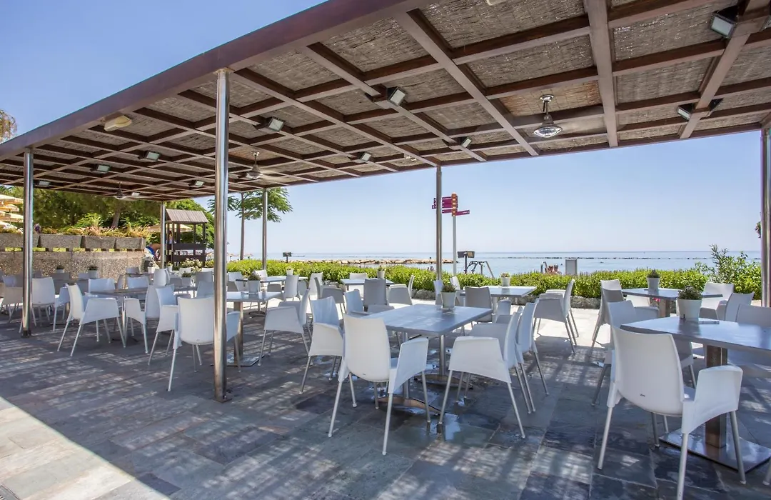 Crowne Plaza Limassol By Ihg-1