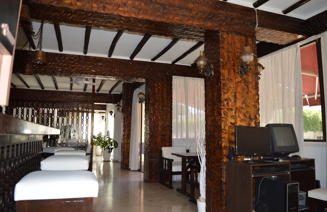 Lordos Hotel Apts Limassol-1