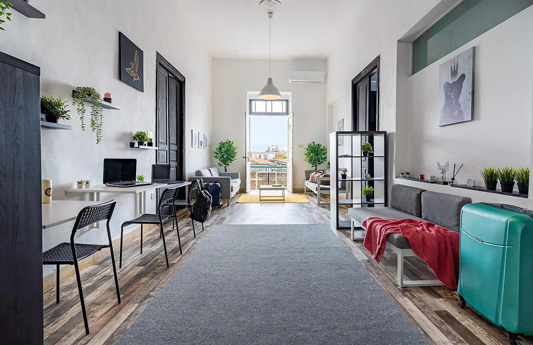 Bee Hostel-1