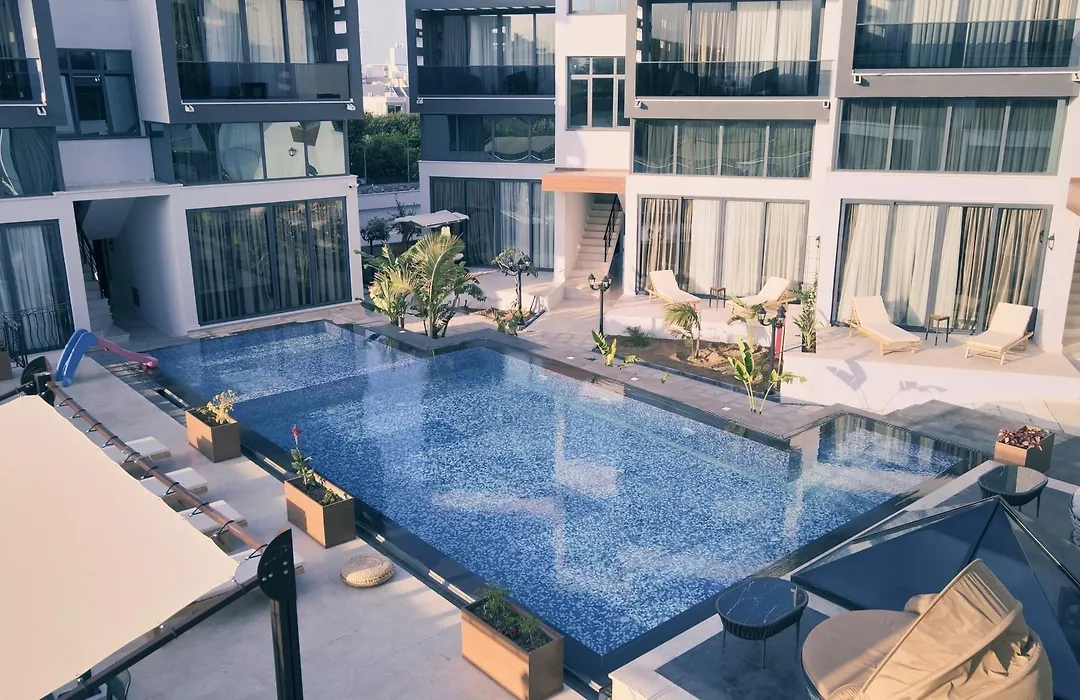 Chic Flat W Pool 5 Min To Beach In Kyrenia-1