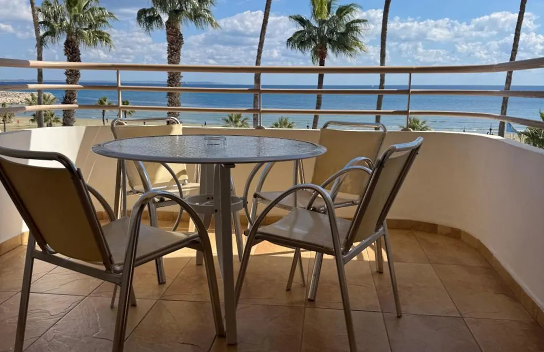 Ithaki Phinikoudes Apartment No. 201-1
