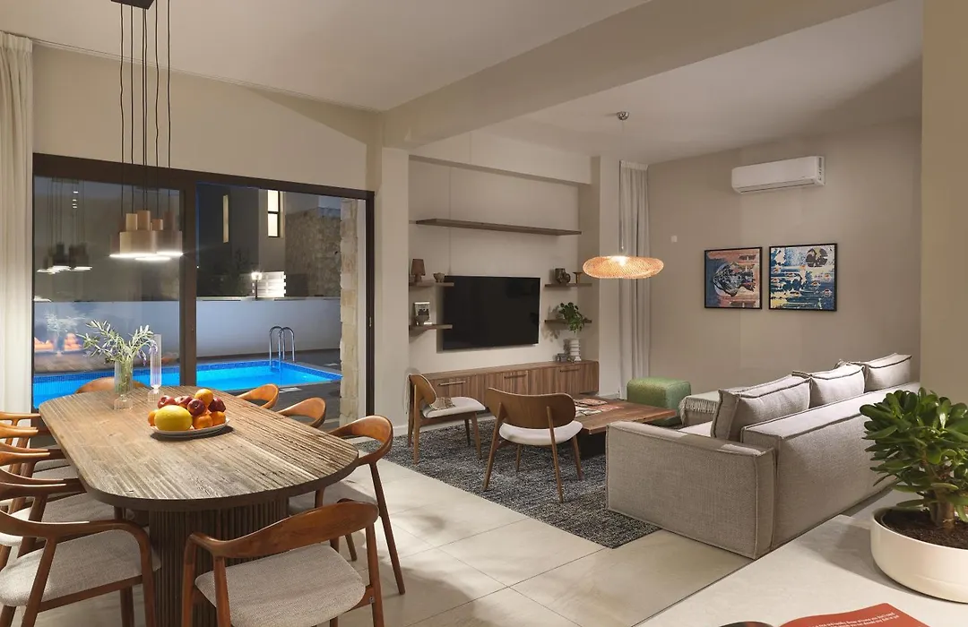 Larnaca Liv & Co Suites-1