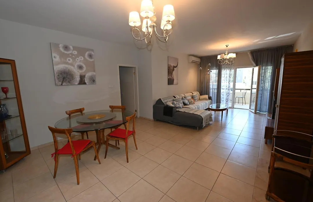 50 Meters To The Beach 3 Bedroom Appartment-1