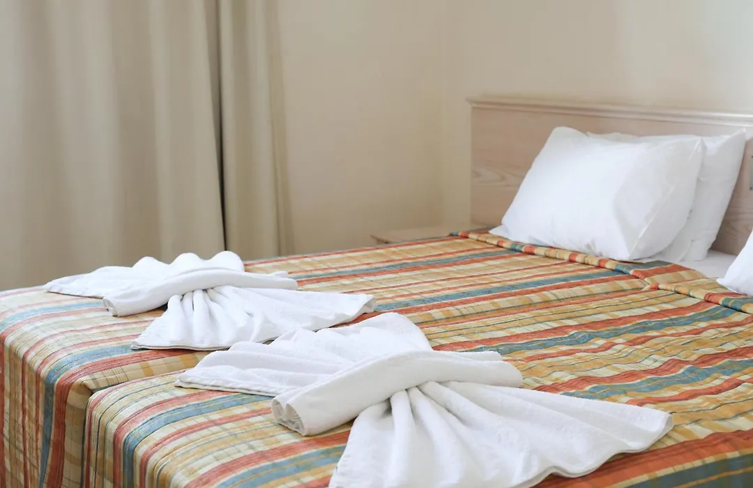 Senator Hotel Apartments - Adults Only-1