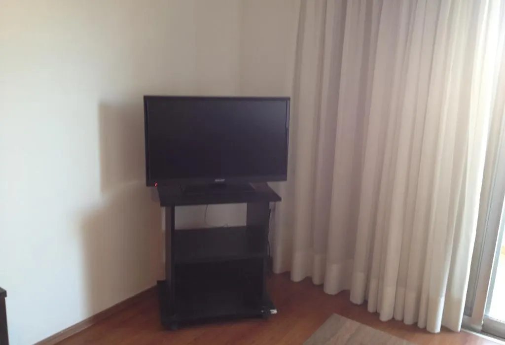 Francis Apartments-1