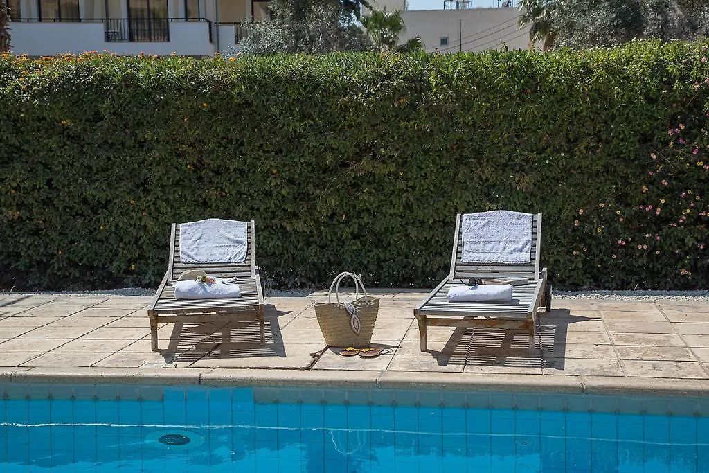 Paphos Love Shack Apartment-1