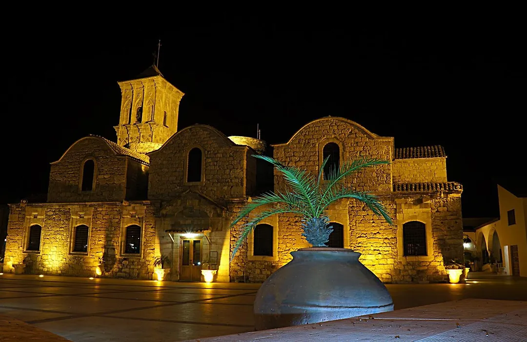 Onisillos Hotel-1