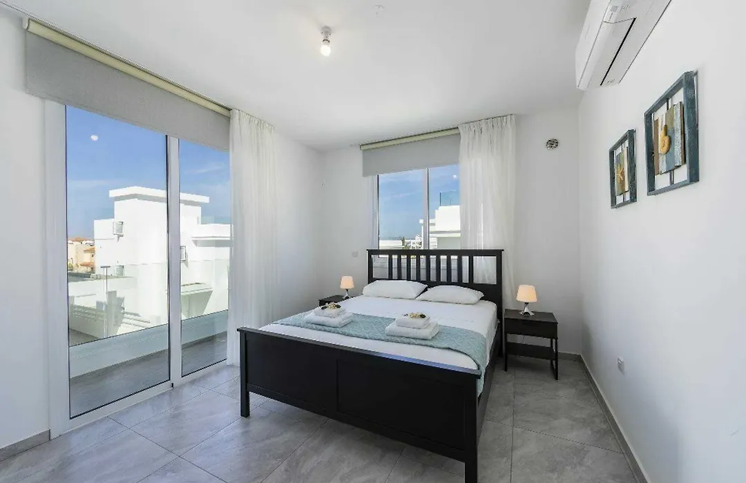 Protaras Villa Araella-1