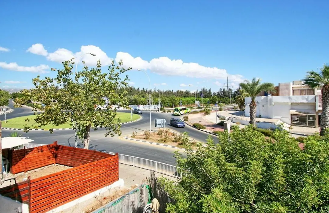 Newly Renovated Apartment In Tourist Area-1