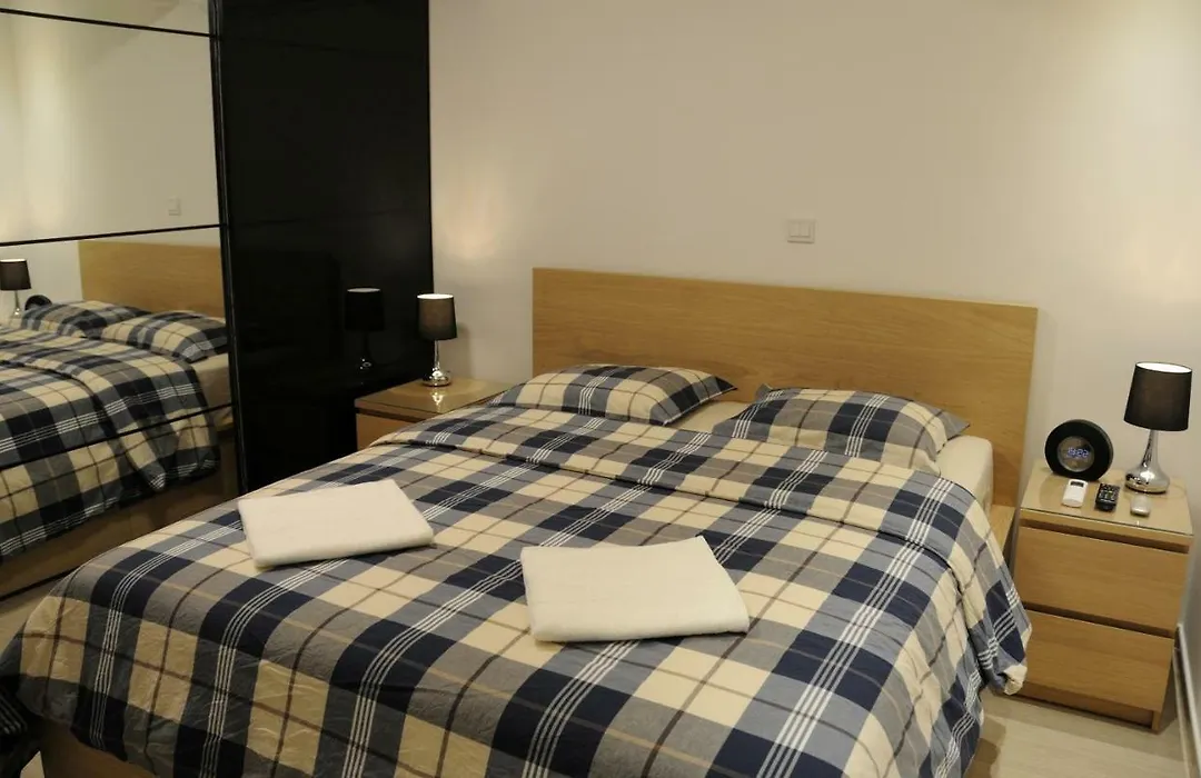 Kennedy Deluxe Suites-1