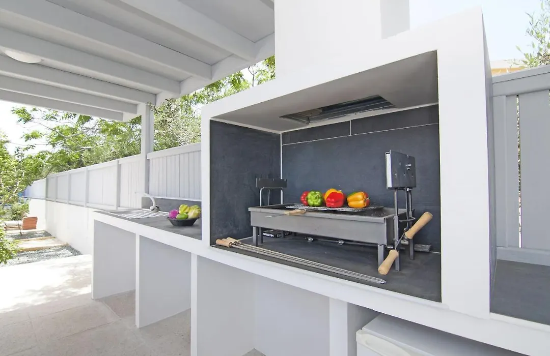 Villa Yiasemina-1