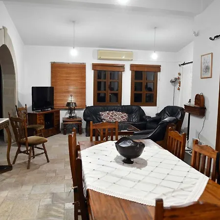 Lasa Black Rock Villa-3