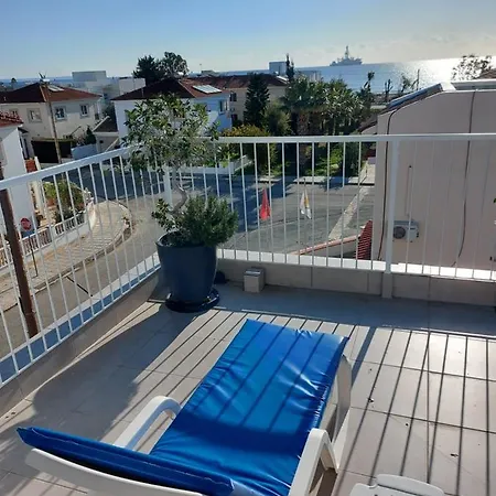 George Roof Garden Apartment-3