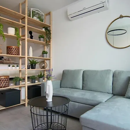 Phaedrus Living Seaside Luxury Flat Athina 123-2