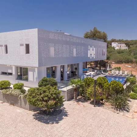 Chloe Luxury Villas-3