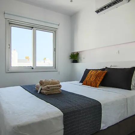 Phaedrus Living: Seaside Luxury Flat Lighthouse 65-3