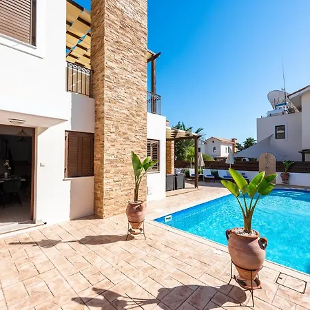 Villa Iris By Ezoria Villas-3