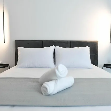 The Room, Suite 15, Leda Gardens-3