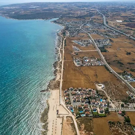 Sirens Beach House-2
