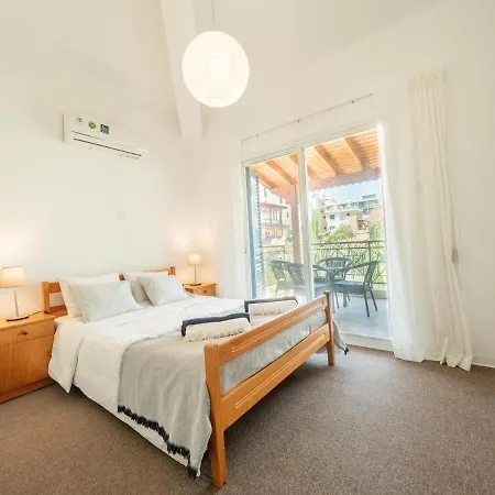 The Salnik Beach Apartment-3