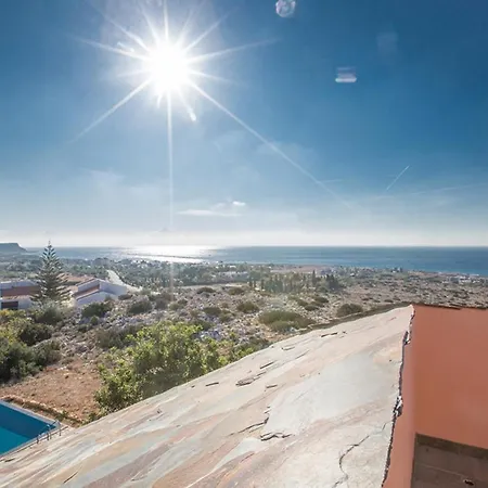 You Will Love This Luxury 4 Bedroom Holiday Villa In Ayia Napa With Private Pool Ayia Napa Villa 1386-2