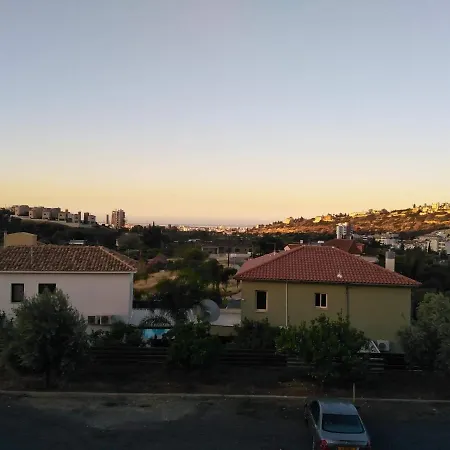 Rolandos Apts-3