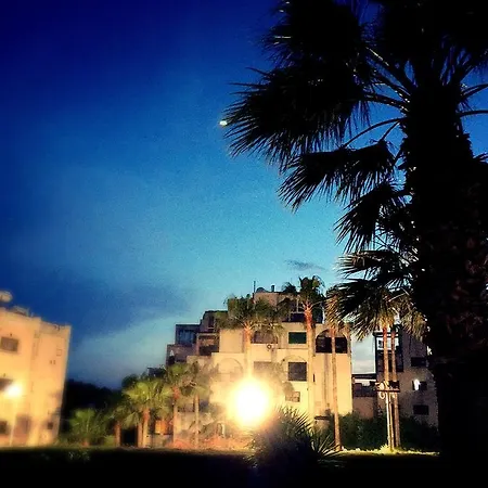 Blue Crane Hotel Apts-2