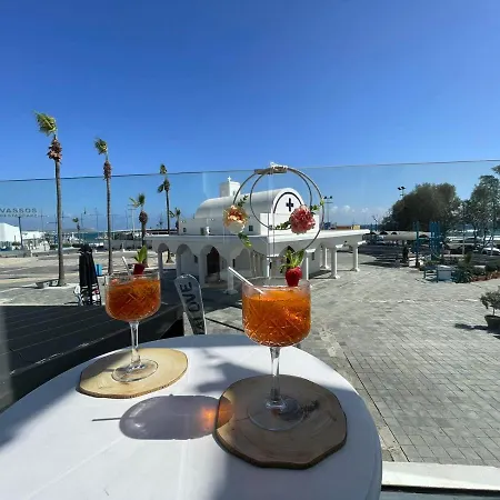 Ocean Dreams Suites - By The Harbour-3