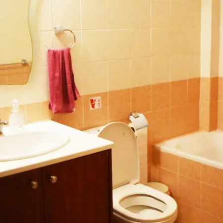 Marina Apartment 4-2