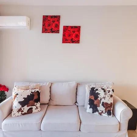 Alexis Apartments - Lovely 2-Bedroom With Swimming Pool-3
