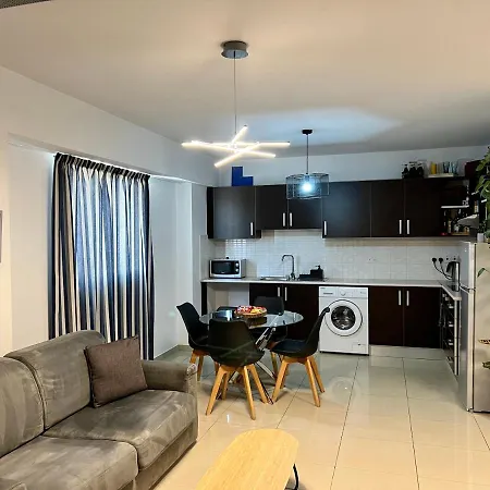 Fat Cow Apartment 103-2