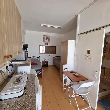 Nicosia Rooms Studios-3
