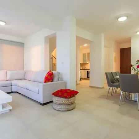 Villa Blue Diamond-2