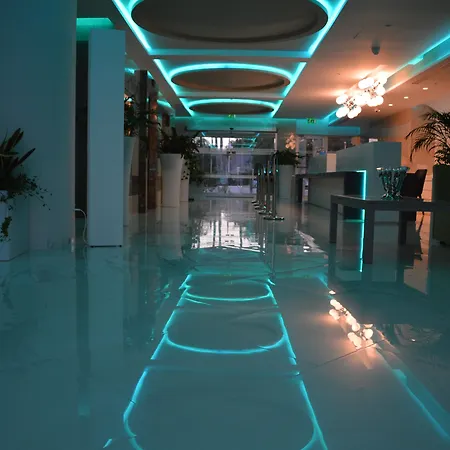Vassos Nissi Plage Hotel & Spa-2