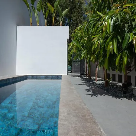 Adrop Pool Suites-2