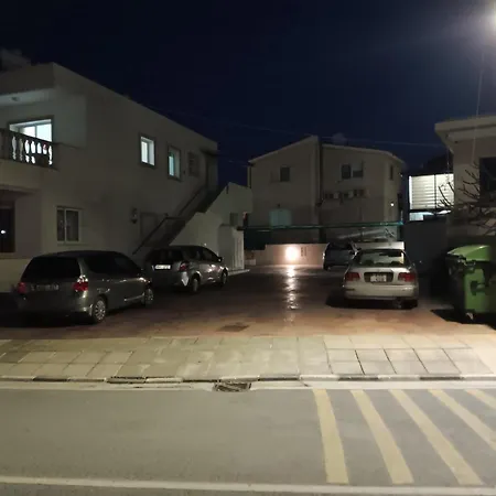 Pari'S Holiday Apartments-Paphos-3