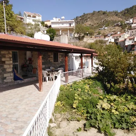 Traditional House In Pelendri-3
