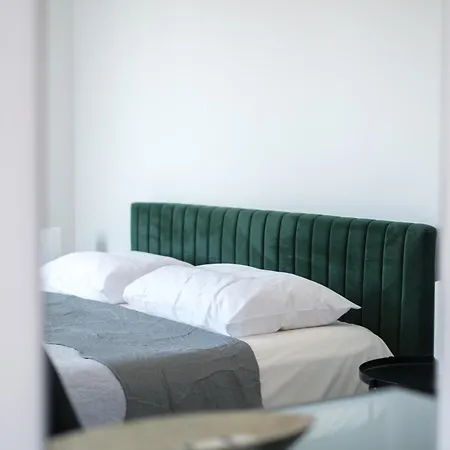 Royal Stay Luxury Homes-2