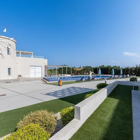 Blue Diamond Beach Villas-3