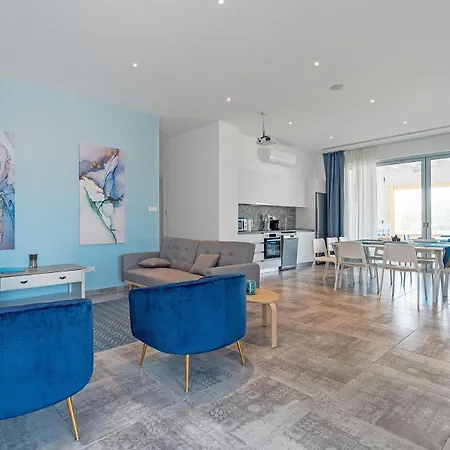 Blue Diamond Beach Villas-2