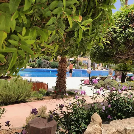 Stylish 1 Bedroom Apartment In Limnaria Gardens-3