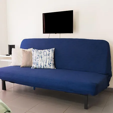 Mackenzie Blu Beach Studio-3