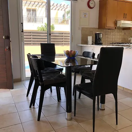 Villa Lola-2