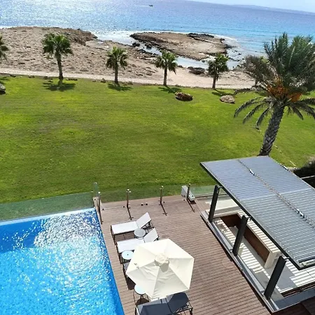 Beachfront Luxury Villa Glory-3