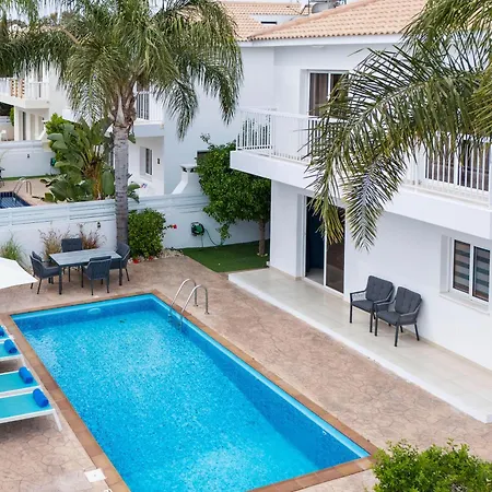 Luxvillasrentals Ayia Napa-2