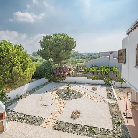 Villa Nepou - Beautiful 4 Bedroom Villa - Located In Ayia Napa-2
