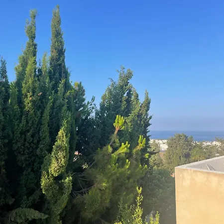 Pelagos Hill Apartment-3