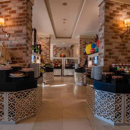 Vuni Palace Hotel & Casino & Spa-3