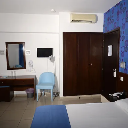 Les Palmiers Beach Boutique Hotel&Luxury Apartments-3