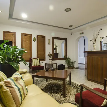 Pigeon Beach Hotel Apartments-2
